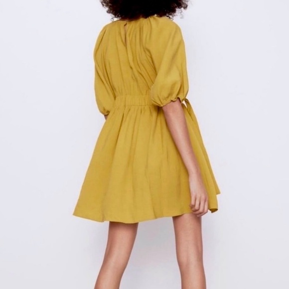 Zara Yellow Puff Sleeve Babydoll Mini Dress Ruched Waist NWT Size M - Picture 2 of 9